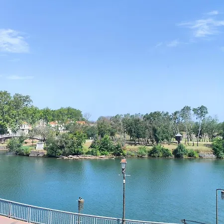 Апартаменты Cozy French With A Beautiful View Агд